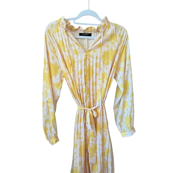 Chic Yellow Floral Long Sleeve Dress - Picture 3 of 7